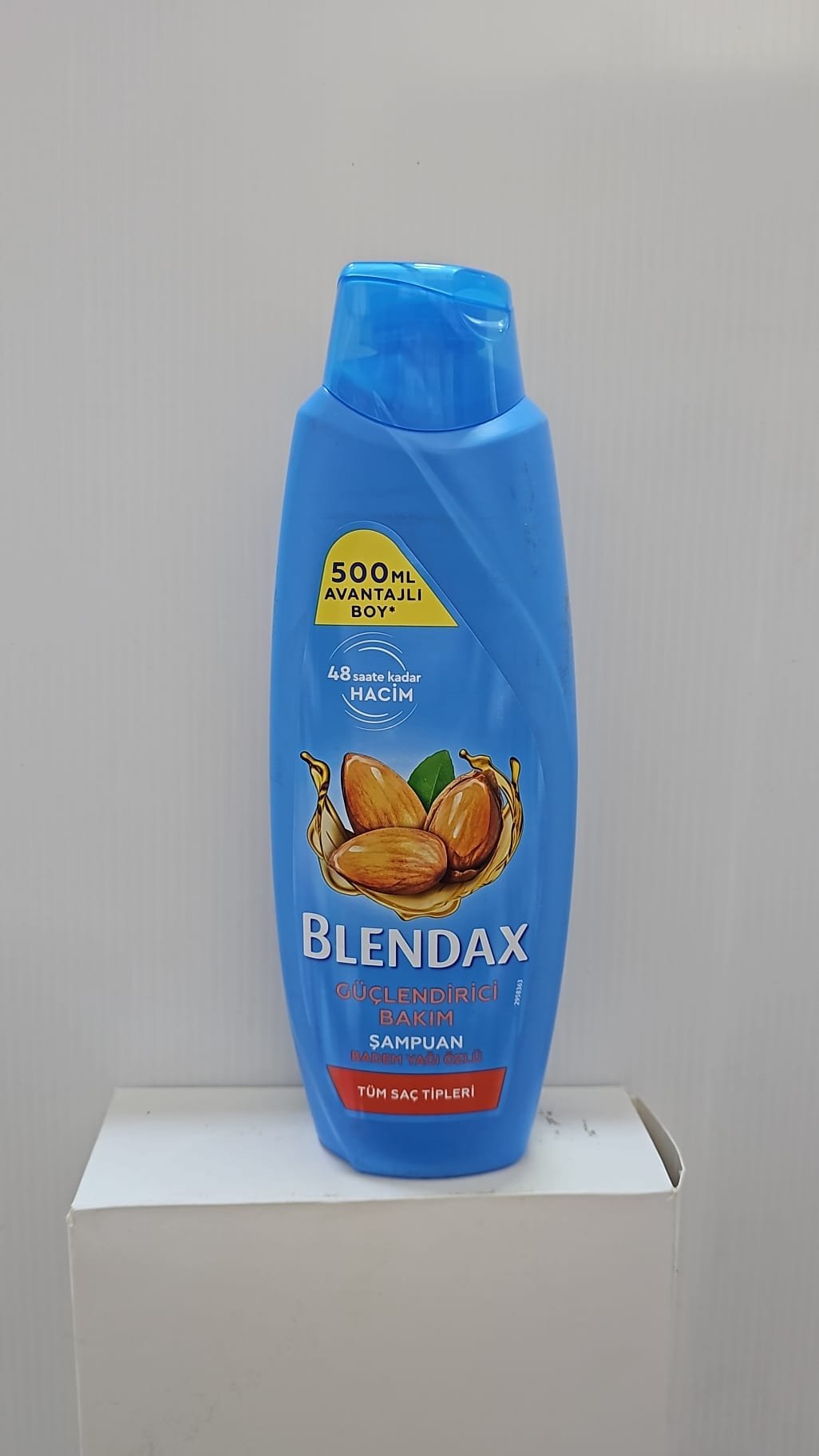 (Blendax)