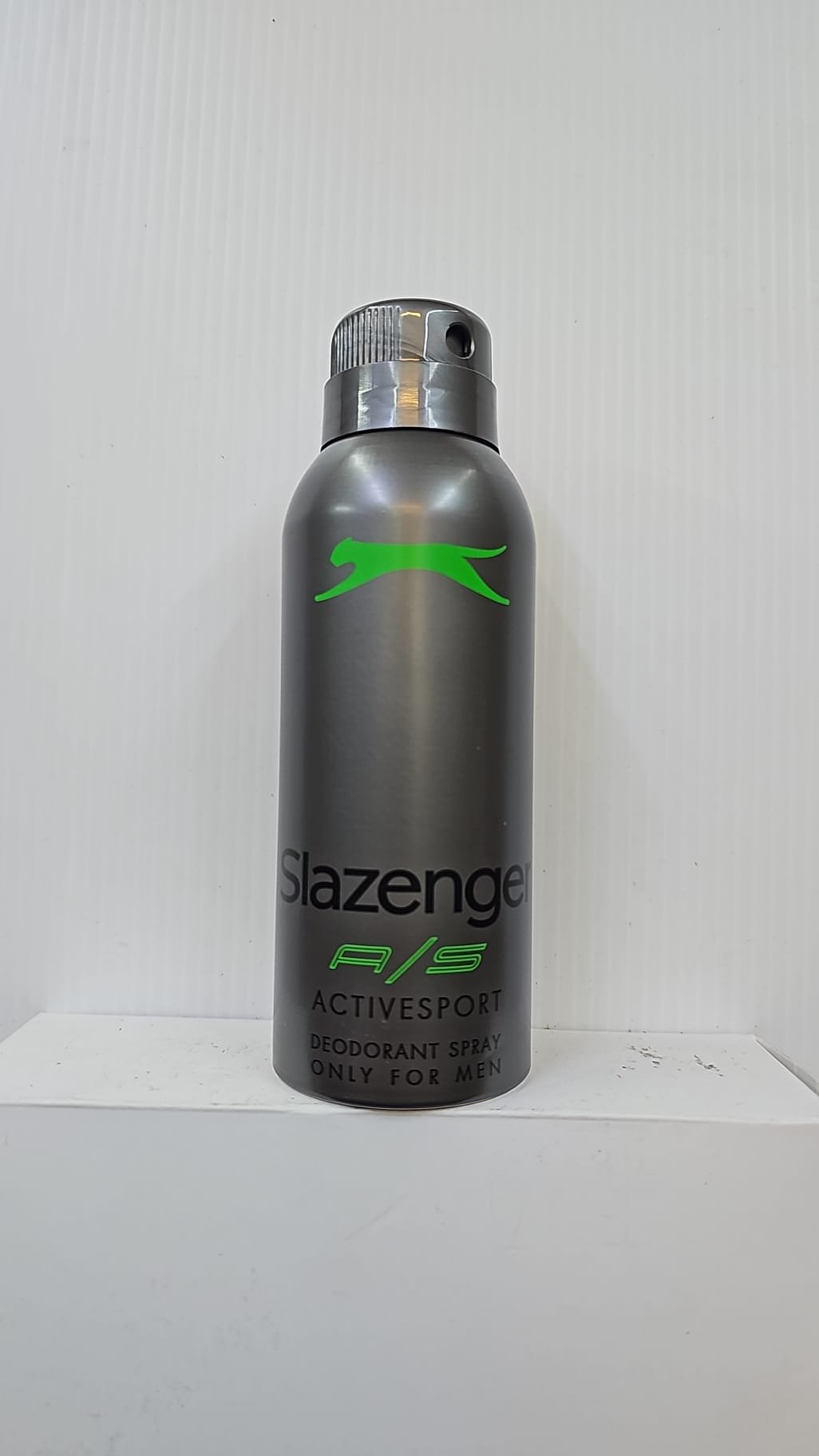 (Slazenger)