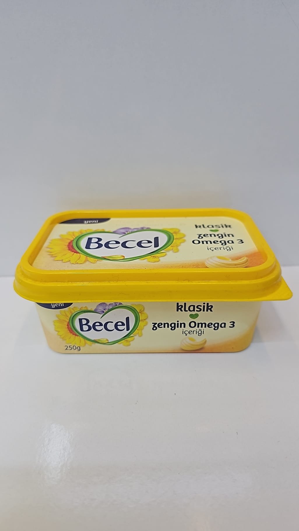 (Becel)