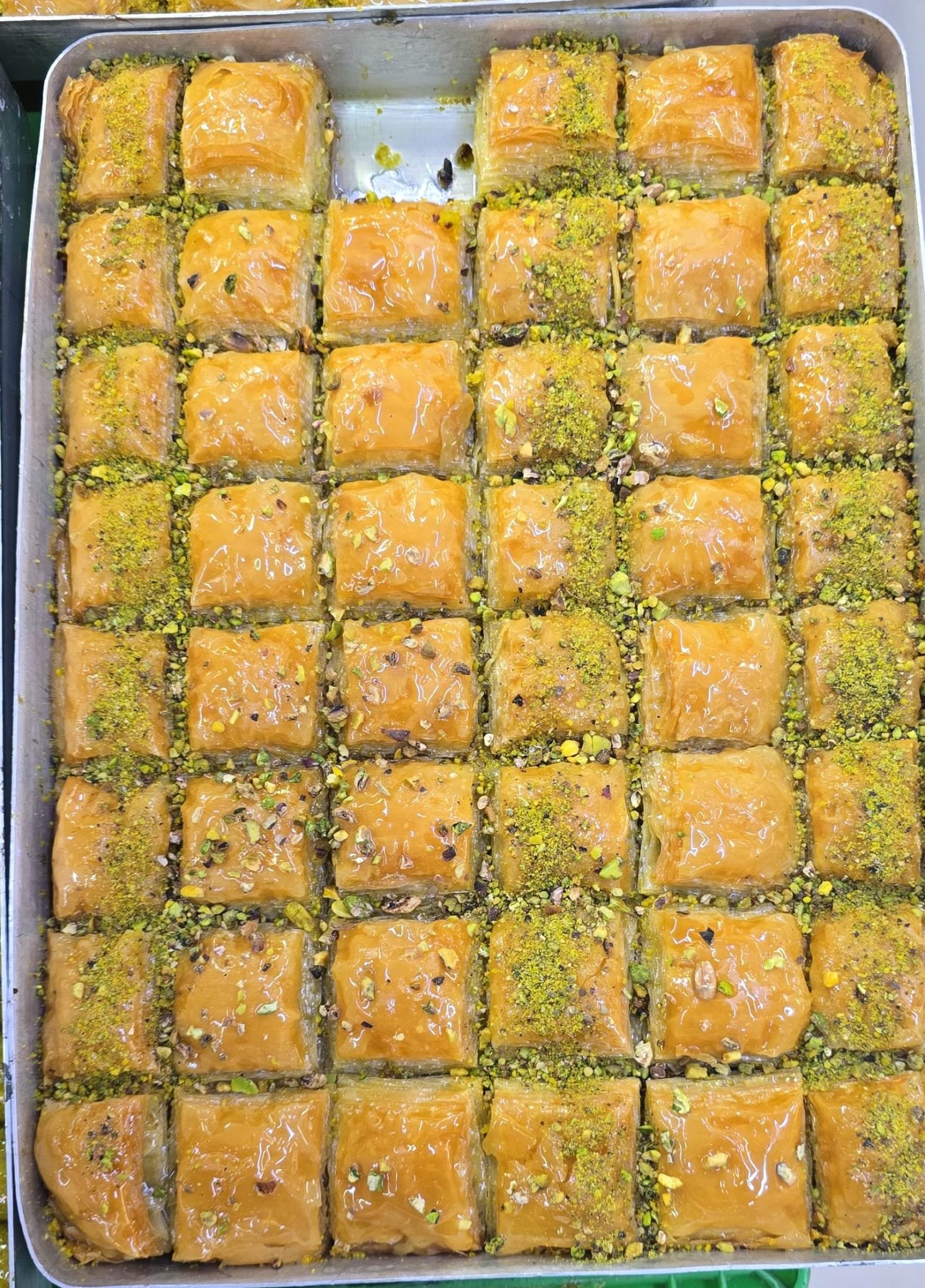 (بقلاوة)
