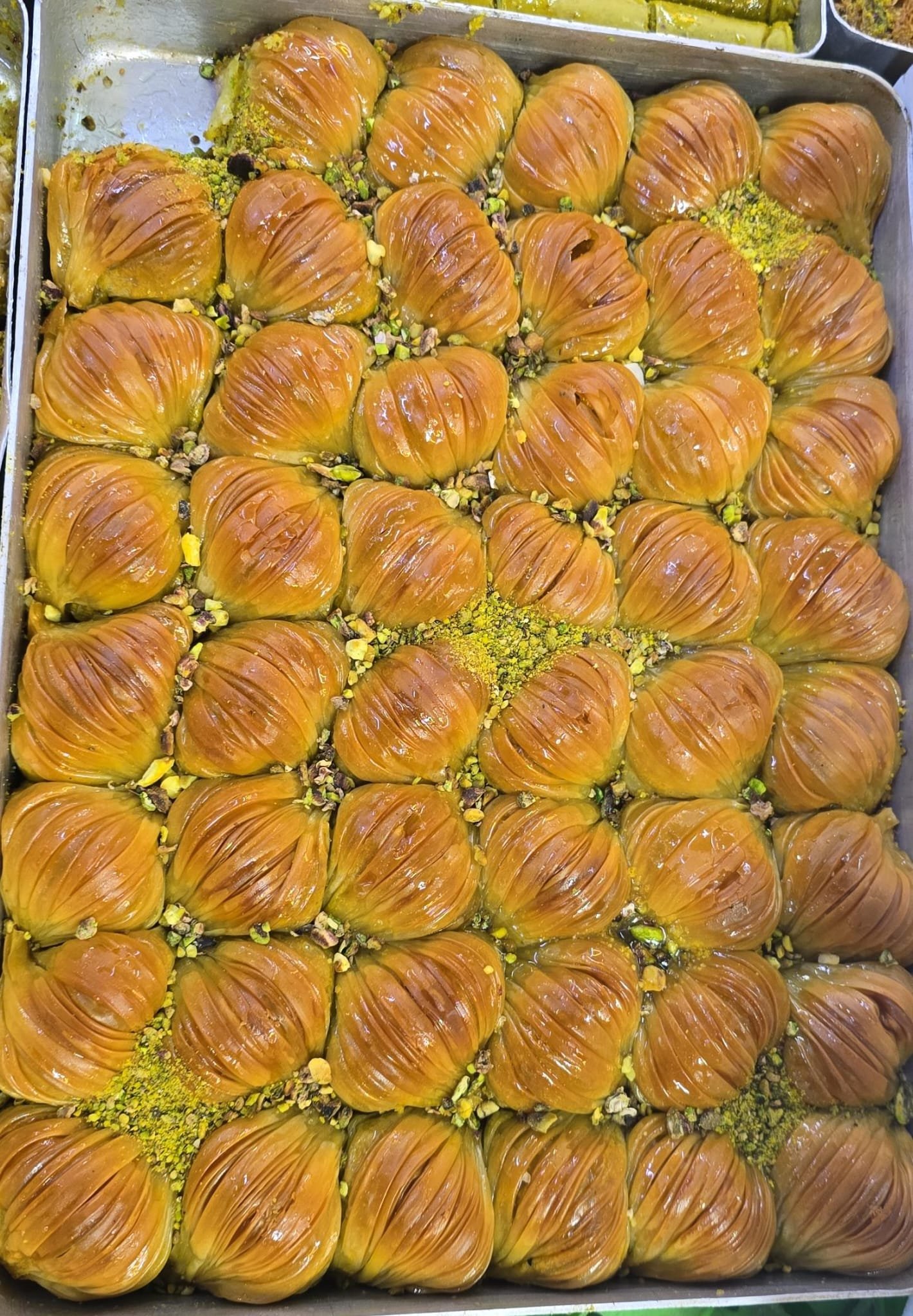 (بقلاوة)